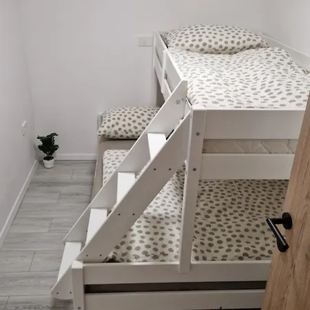 Hiska Betnava - G115 بيت للعطل