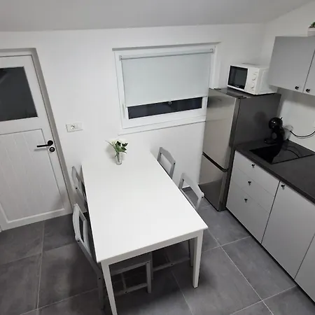 Hiska Betnava - G115 Podčetrtek