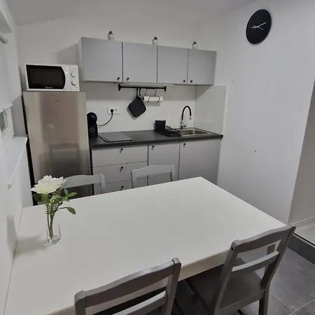 Hiška Betnava - G115 Holiday home Podcetrtek
